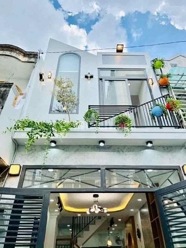 Nhà đẹp bán Gấp DT 42m2 Đoàn Văn Bơ P13 Quận 4, Hẻm rộng shr