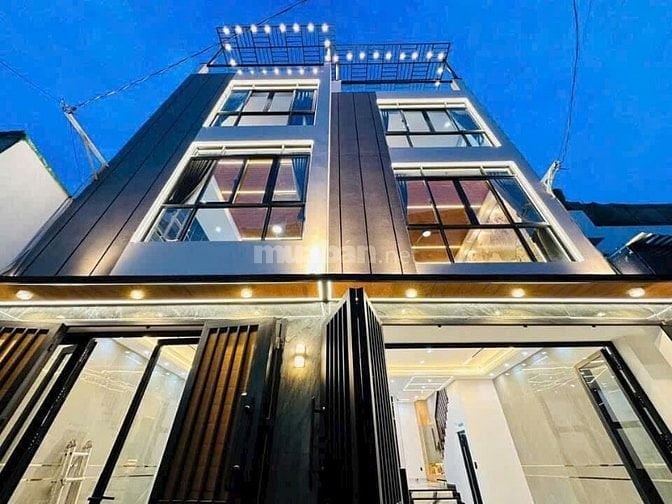 Nhà 4,1 x13,5 đúc 3 lầu thang máy phạm văn chiêu phường 16 gò vấp 