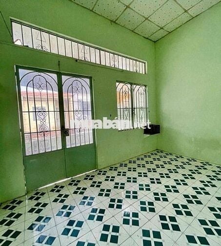 CHO THUÊ NHÀ NGAY NGÃ TƯ PHẠM HÙNG