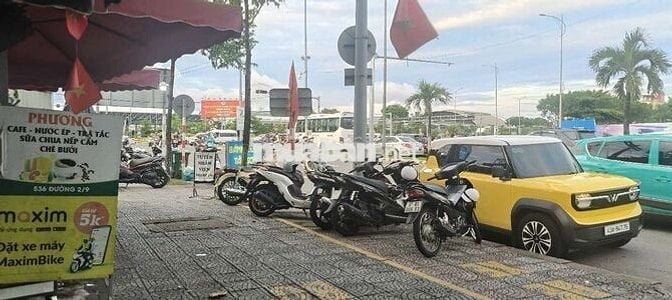 Cấn Việc gia đình nhượng lại Mb mặt tiền kinh doanh