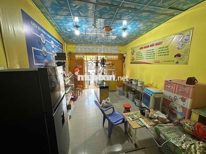 cho thuê nhà c4 kinh doanh sầm uất gần 3 khu công nghiệp, chợ ltrung