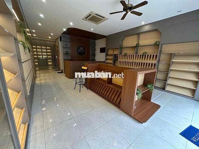 ✅ Cho thuê nhà 3 tầng mặt tiền : Phan Bôi , gần Phạm Văn Đồng