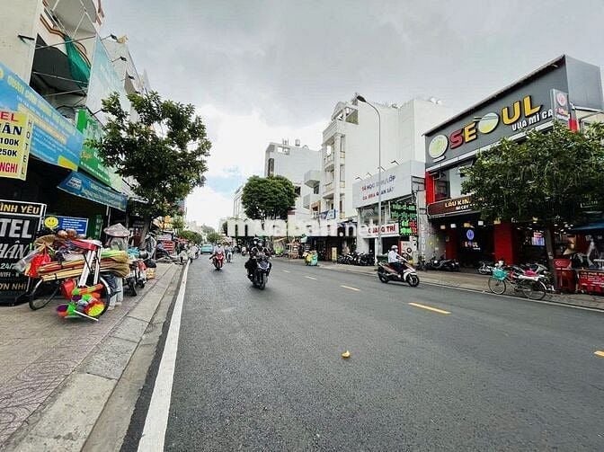 Bán MTKD Tân sơn Nhì (4x20m cho thuê 40tr/tháng 1 lầu st) 18.5 tỷ