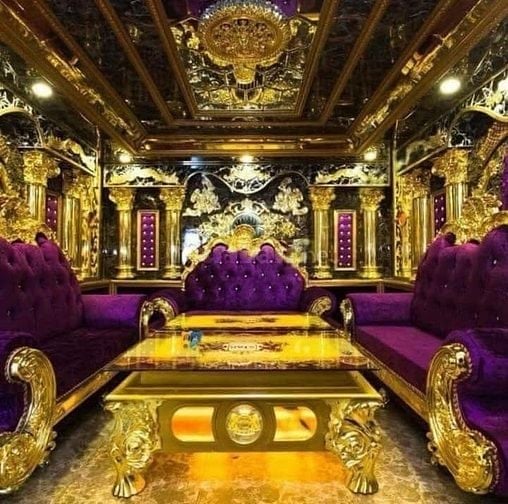 KARAOKE  CẦN TUYỂN NHÂN VIÊN PHỤC VỤ