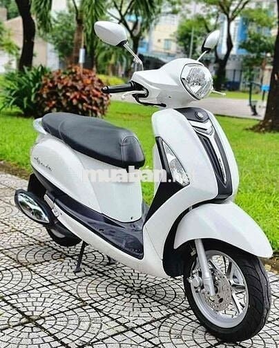 Lên đời xe cần bán . Grande 2016