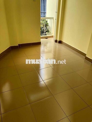 PHÒNG TRỌ SẠCH, ĐẸP NGAY NGÃ TƯ HÀNG XANH
