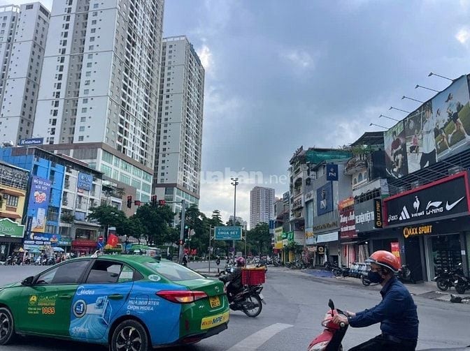 Cho thuê sàn 250m ở Tân Mai, Hoàng Mai. 20.000.000