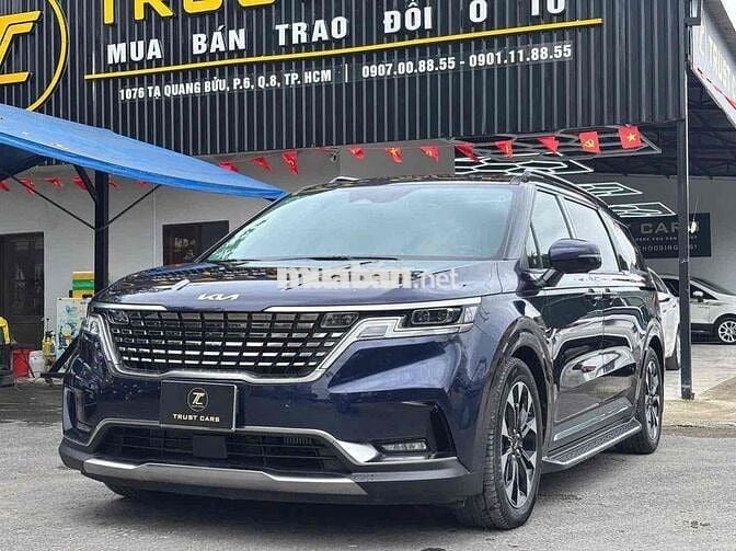 Kia Carnival 2022 2.2D Signature 7 ghế (clone)