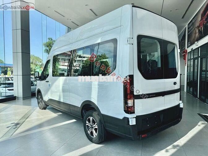 FORD TRANSIT Thế Hệ Mới