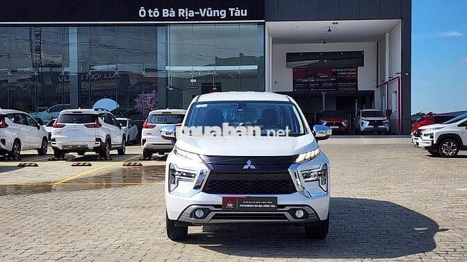 Xpander2025 Premium 3900 km Bao ra tên-Siêu lướt