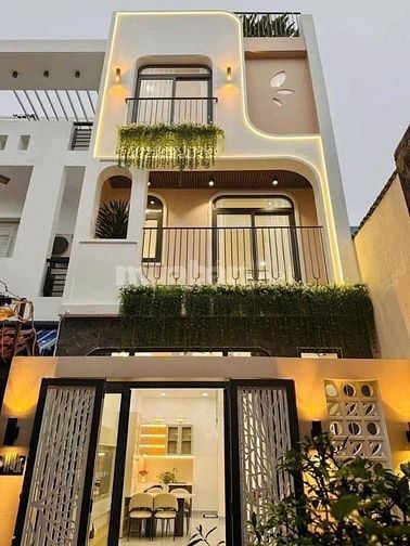 [4 tỷ 9] Nhà 78m2 Đ. Âu Dương Lân, chủ mới sơn sửa lại, SHR chính chủ