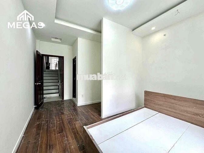 CHO THUÊ STUDIO TÁCH BẾP BAN CÔNG NGAY ĐẦM SEN