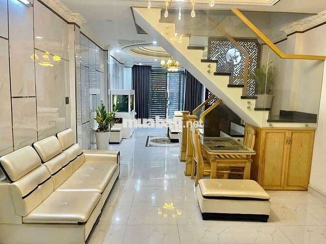 Nhà Full Nội Thất 1 Trệt 1 Lầu 3PN 4x18m Mặt Tiền Đường Số Lý Phục Man