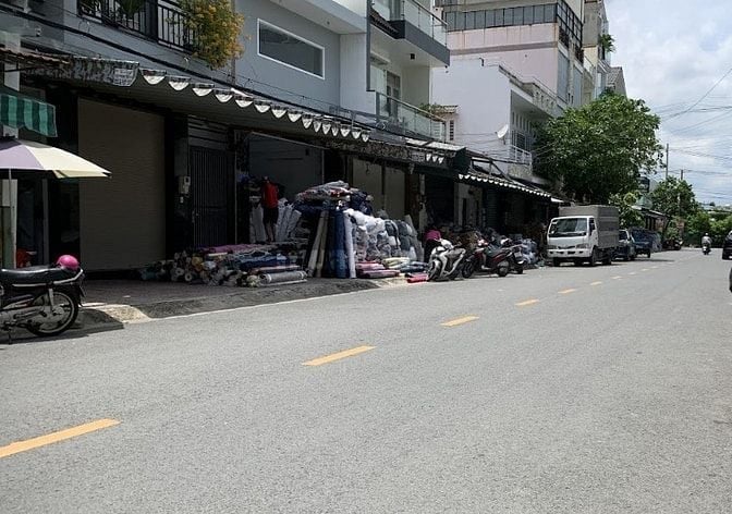 Nhà MT Phú Thọ Hòa 4x19m, 3 lầu sân thượng vị trí kinh doanh đắc địa