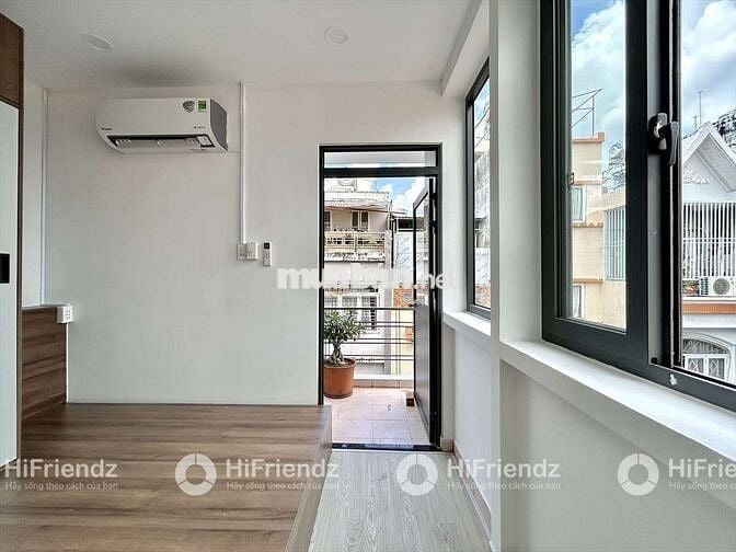 GẦN CV HOÀNG VĂN THỤ-STUDIO MỚI XÂY-FULL NT-BAN CÔNG TÁCH BẾP-30M2