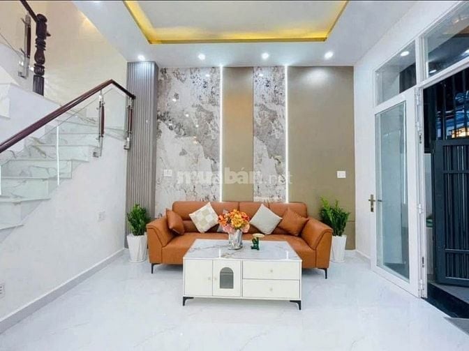 Không có căn thứ 2, Đ Trần Quốc Thảo, Dt lớn 101m2, Giá 8tỷ9 - SHR TL
