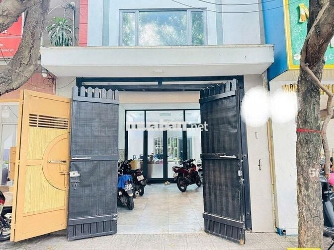 CHO THUÊ VĂN PHÒNG – 80m² (4x20) – NGAY TRUNG TÂM TÂN BÌNH