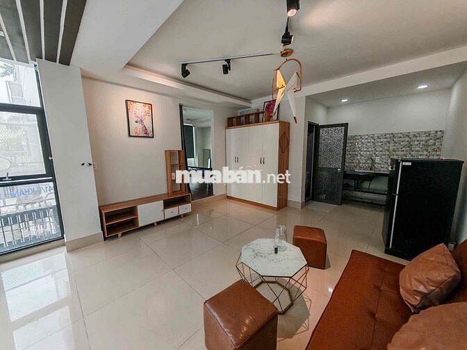 TÔI CHUYỂN RA NHÀ RIÊNG PASS LẠI CHDV 1PN 50M2 FUL TIỆN NGHI GIÁP Q1