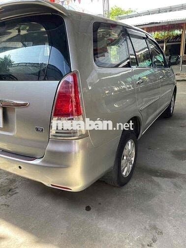 Toyota Innova 2010 G - 92000 km