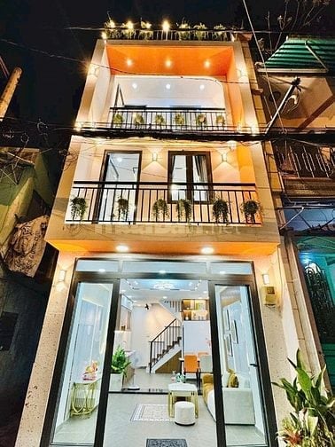 Ngộp! Bán nhà 31m² giá 2 tỷ 980 đường Nguyễn Trọng Tuyển, P8,Phú Nhuận