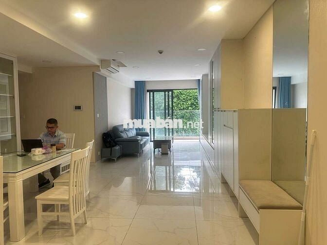 Căn hộ cho thuê : 141 m2,  3 phòng ngủ, 2wc, Báo phí quản lý