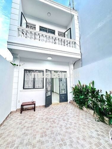 NHÀ 1 TRỆT 1 LẦU MẶT TIỀN BẮC NHA TRANG GIÁ 14 TRIỆU/ THÁNG