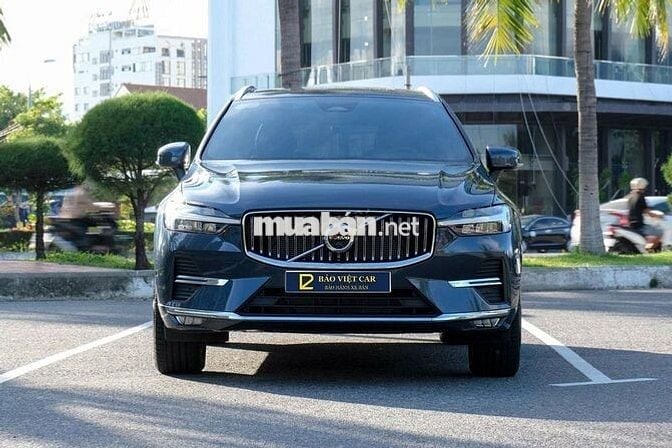 Volvo XC60 2025 Ultimate Bright B6 AWD - 4100 km