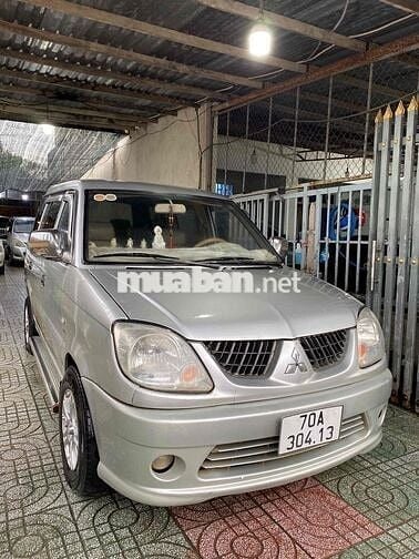Mitsubishi Jolie 2004 , kiểm mới, máy số ngon.