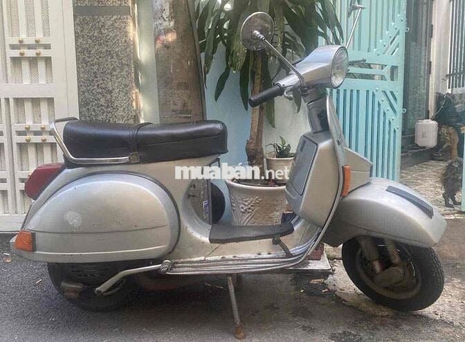 Vespa Piaggo Ý cổ