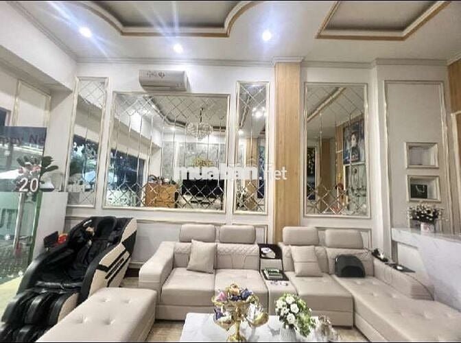Bán nhà mặt phố CityLank, P7 GV, 4 tầng, 5x18 Giá 20.6 tỷ còn bớt
