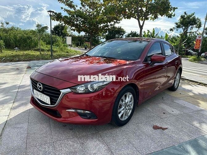 Mazda 3 2018 1.5 AT Sedan - 52000 km