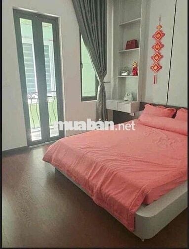 Bán nhà ở Đường Hàm Nghi. Oto đỗ cửa Dt :42m x Mt: 3.6m phường Từ Liêm
