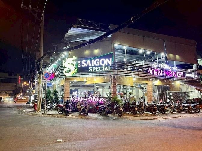 Căn góc 2 mặt tiền Đồng Đen Tân Bình - DT 12x24m HĐ 170tr/th giá 32 tỷ