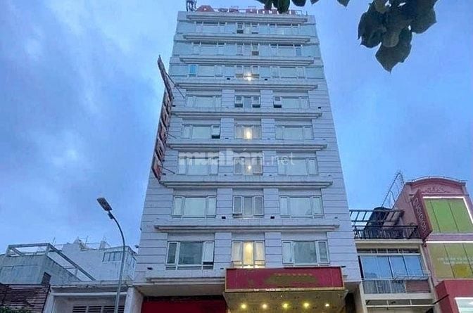 Bán khách sạn Nguyễn Trãi Quận 1, 235m², 1 hầm 8 tầng, giá 270 tỷ