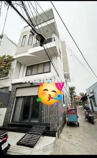 LÔ Góc 2 MT, 56m2, 4pn, Full nội thất, HXH, TT Q7, chỉ 10,8 tỷ