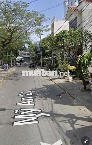 Bán nhà 3 tầng mới 4 phòng ngủ khu Mỹ An, Đà Nẵng gần bờ sông Hàn