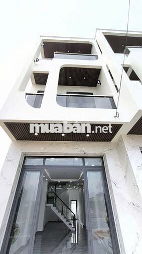Hàng hiếm còn sót lại 1 căn 2 lầu chỉ 2.2tỷ tại Bình Dương dtsd 240m2