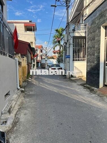 Nhà 92m2 trục chính ngõ trải nhựa Thuận Tốn, Đa Tốn, Gia Lâm 75tr/m2