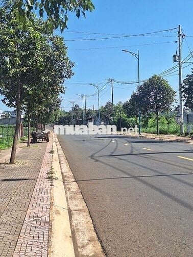 Mặt tiền kinh doanh sát chợ Đất Đỏ gần biển Phước Hải 132m2/2ty050