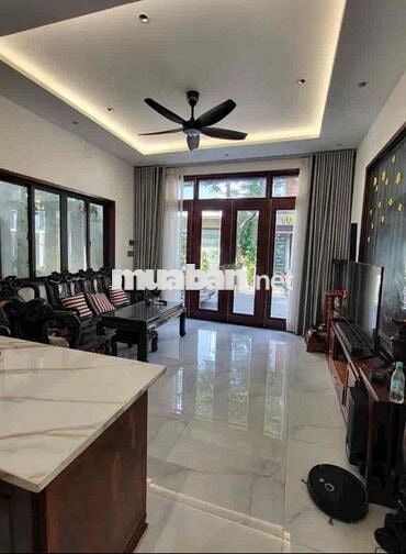 Cho thuê nhà mặt tiền đường thanh Long- Hải châu - Đà Nẵng