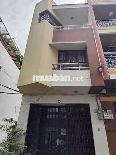 CHO MẶT BẰNG MẶT TIỀN HÙNG VƯƠNG Q5