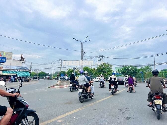 20 Nền Ngay Chợ Tân Bình Sổ Riêng 100-120m2 chỉ 300tr công chứng ngay