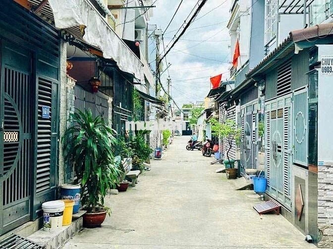 NHÀ 2 MẶT TIỀN MỚI TINH,SẠCH SẼ ,FULL NỘI THẤT XỊN XÒ,HẺM 5m