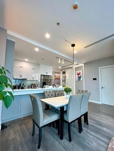  CHCC Vincom Bà Triệu 132m2 ,TK 2PN tầng trung căn góc giá 23,9 tỷ