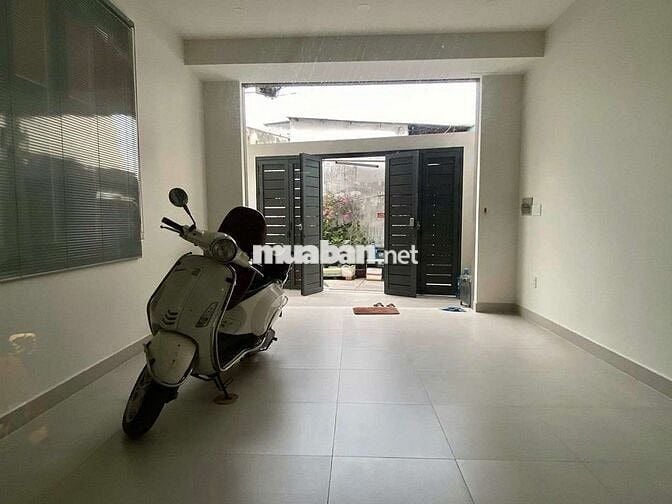 CHO THUÊ NHÀ NGUYÊN CĂN 2PN 2WC, QUANG TRUNG, P14, GÒ VẤP NGAY EMART.