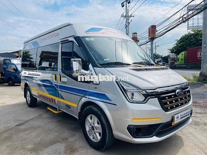 Ford Transit 2024 Rất Mới - Nhiều Phụ Kiện Lên Săn