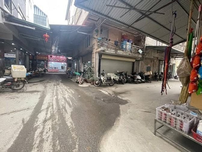 đất mặt chợ kinh doanh buôn bán,ac quan tâm ib zl 0898330698