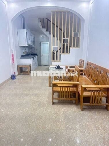 Bán nhà Tam Trinh, Yên Sở 30m2, 5 tầng, sdcc, ô tô đỗ 15m