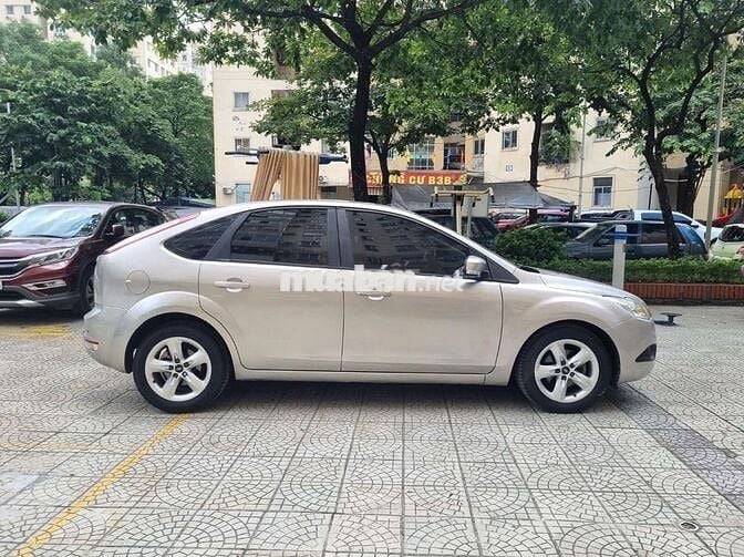 Ford Focus 2012 1.8 AT - 110000 km