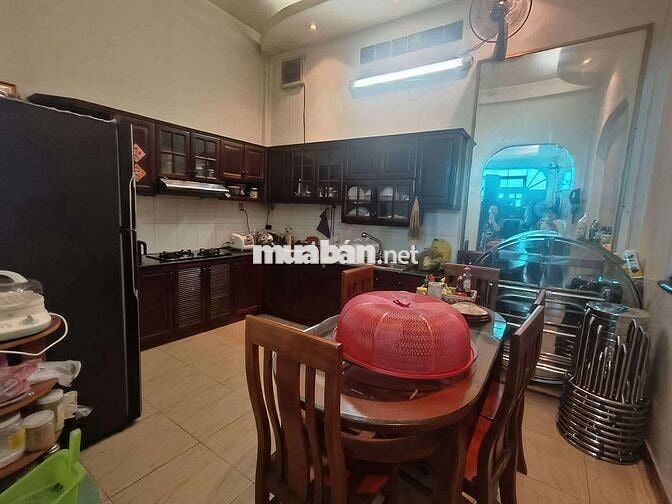 Nhà 3 Tầng sát Mặt Tiền Đường Số 11 Linh Xuân DT 54m 3PN 3WC Hoàn Công